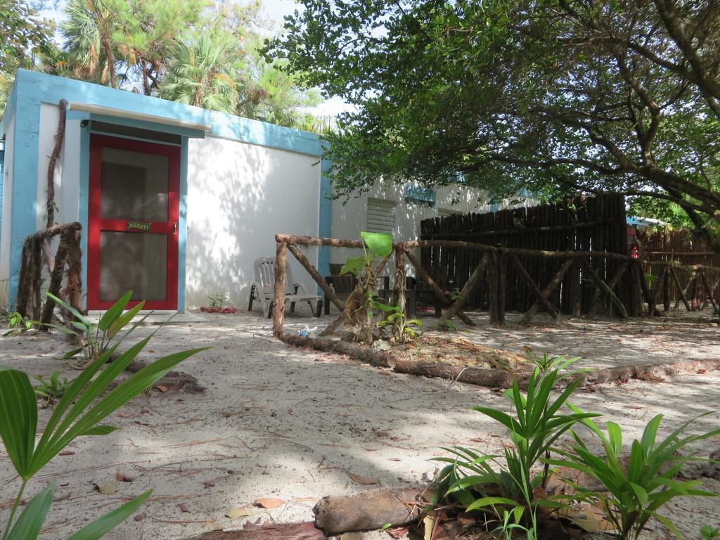 Simberts Apartments Maya Beach Quarto foto
