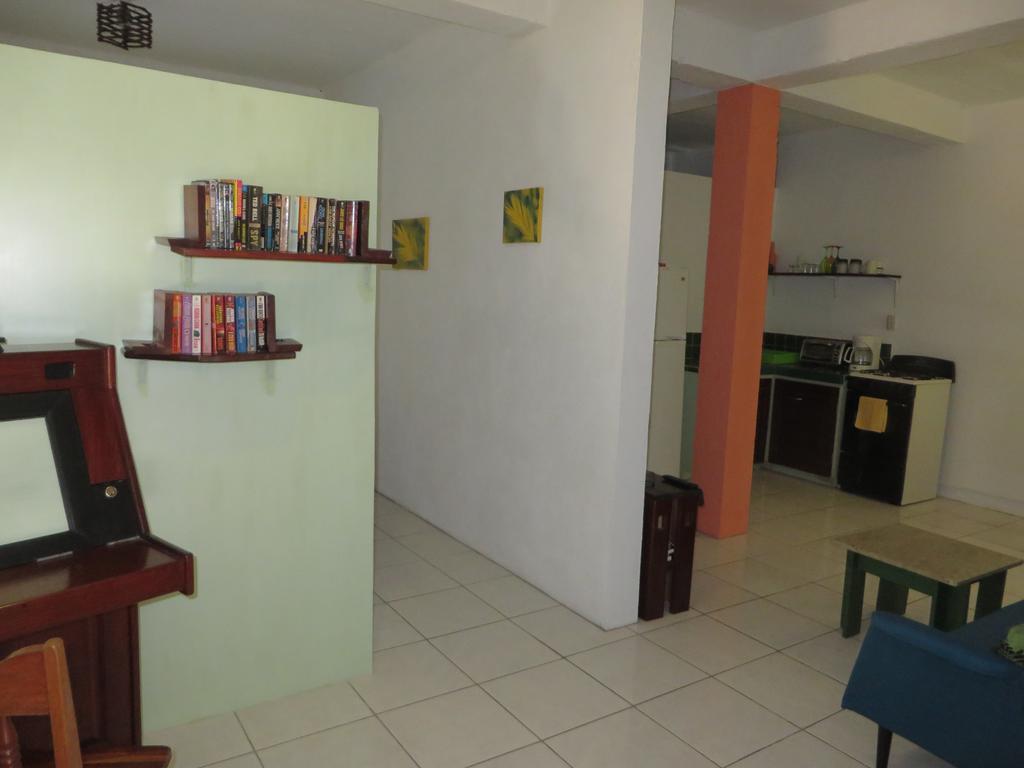 Simberts Apartments Maya Beach Exterior foto