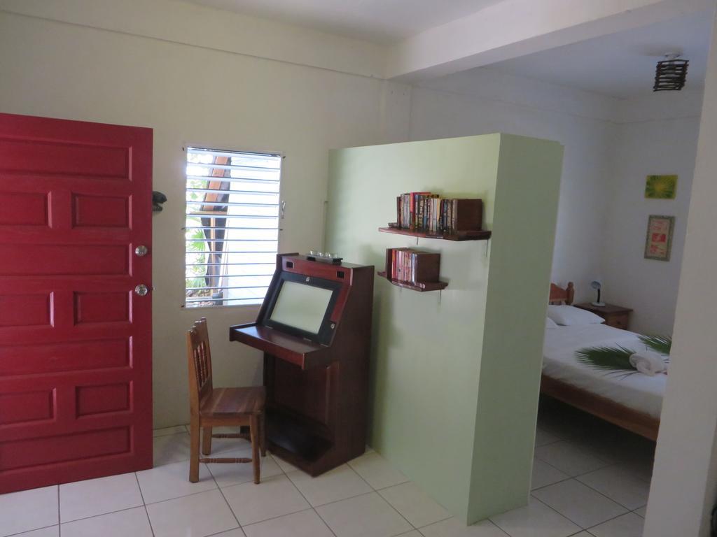 Simberts Apartments Maya Beach Exterior foto
