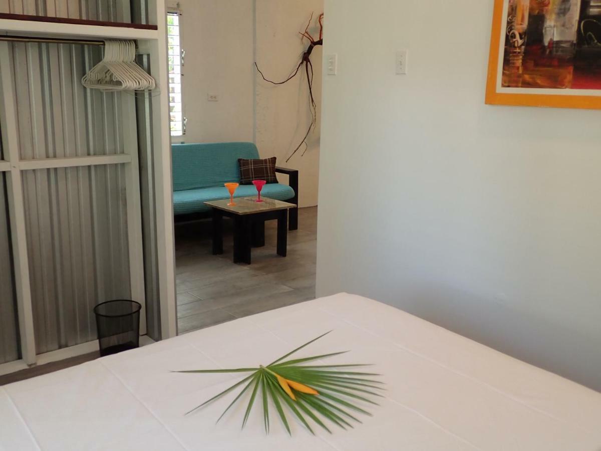 Simberts Apartments Maya Beach Exterior foto